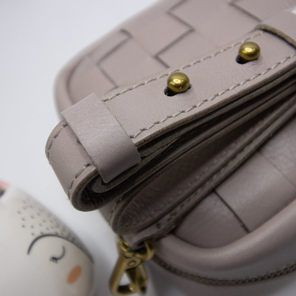 Madewell The Transport Camera Bag: Woven Edition - Picture 12 of 15